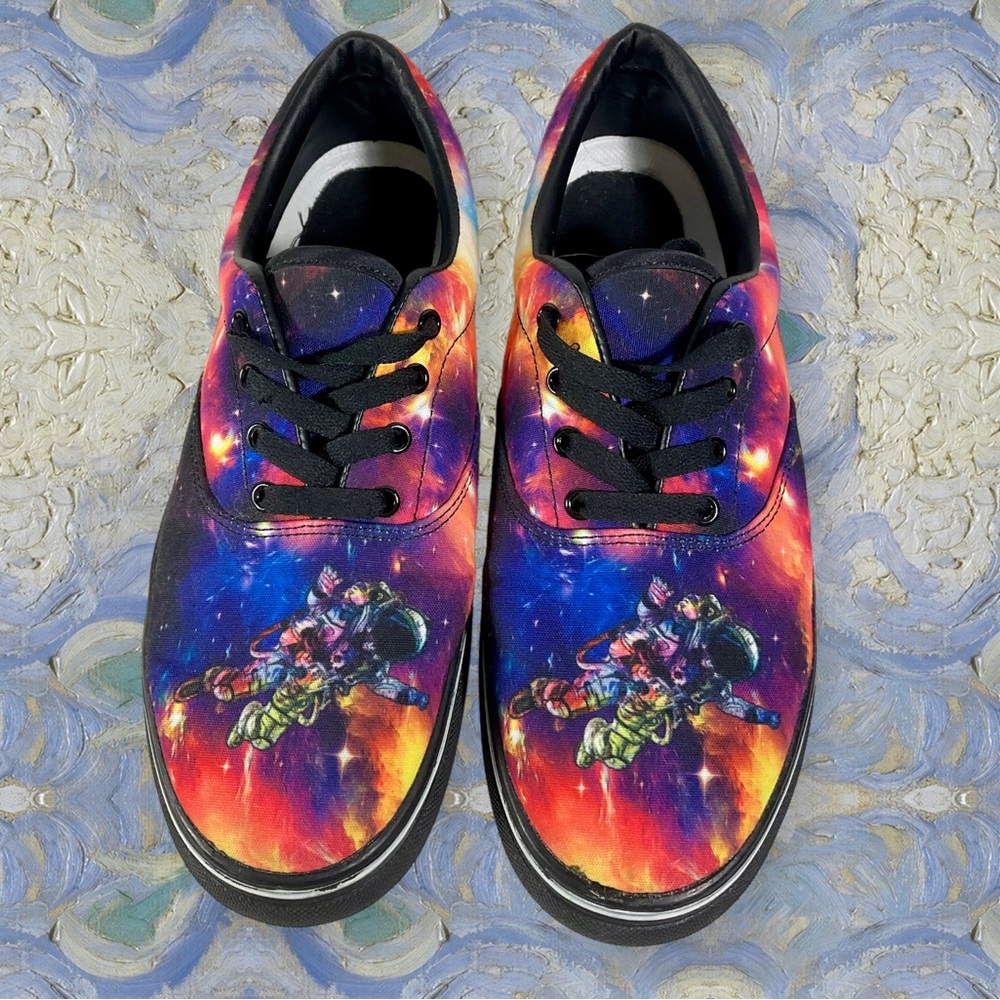 Amazing Colors & Print Quality. Unisex Men’s Size 7/Women’s 9 Low Top Lace Ups - Picture 2 of 14